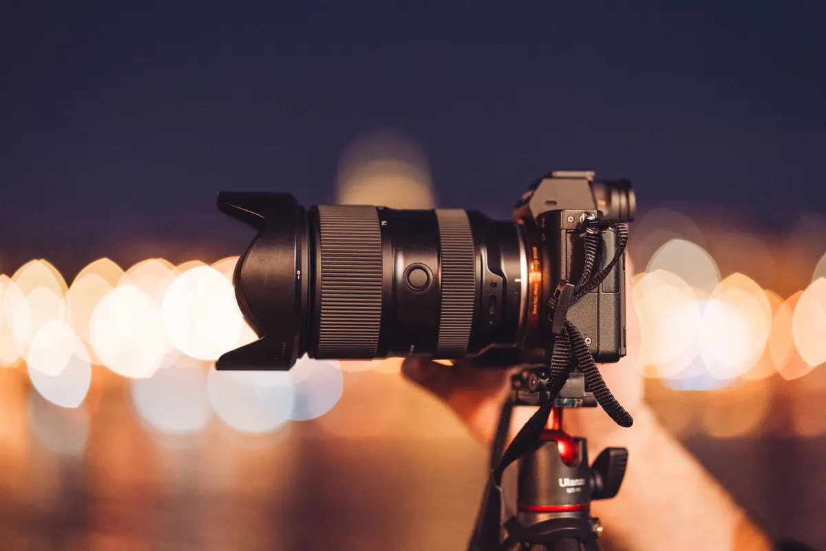 How to Focus in Low Light: Techniques for Sharp Dusk Photos